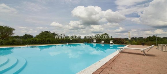 16 chambres Maison à Foiano della Chiana, Italy No. 179213 9