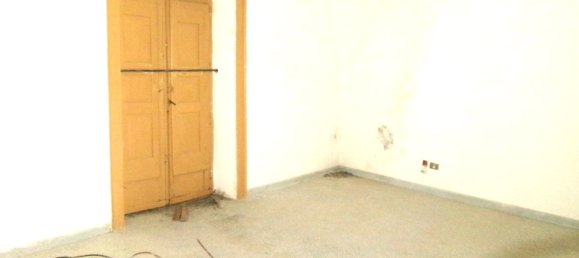 Duplex de 12 divisões em Paola, Italy N.º 38505 7