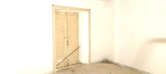 Duplex de 12 divisões em Paola, Italy N.º 38505 3