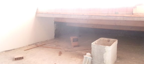 Duplex de 12 divisões em Paola, Italy N.º 38505 37