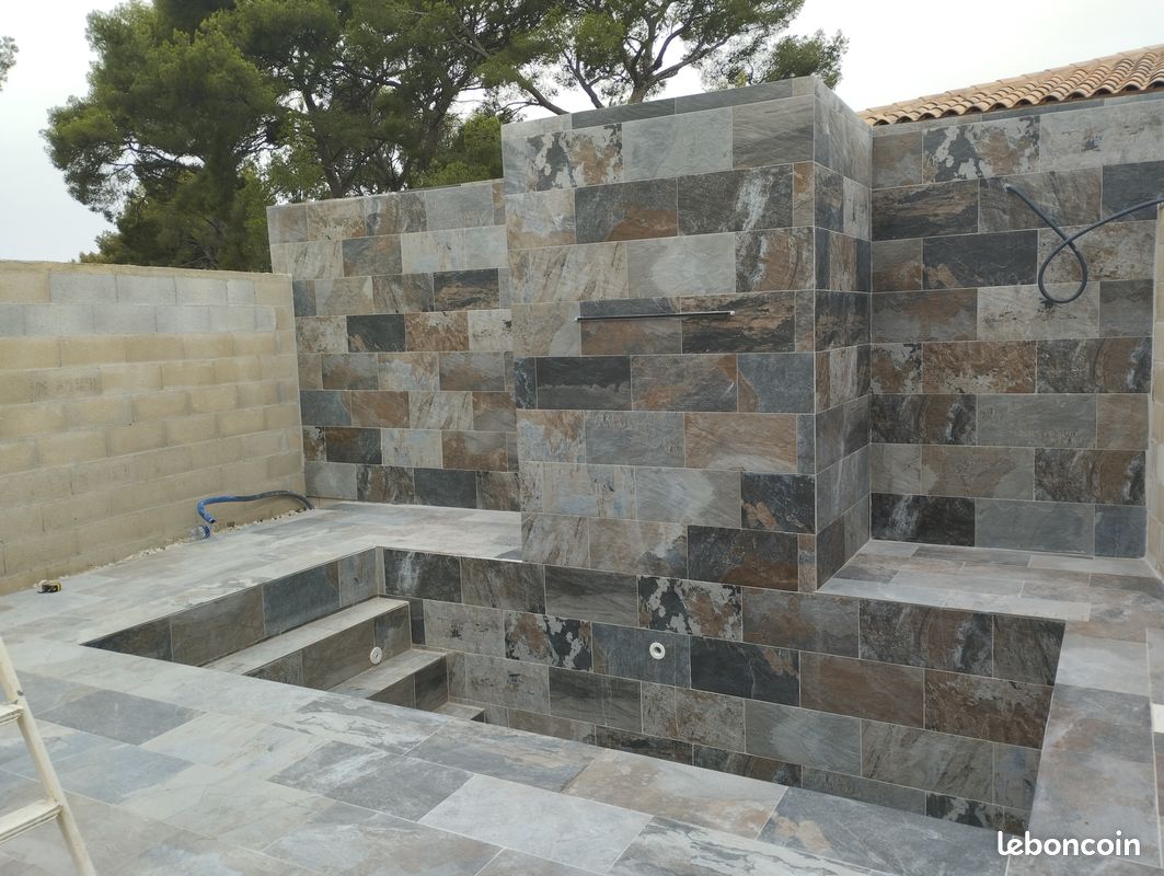 5 bedrooms House in La Ciotat, France No. 359271