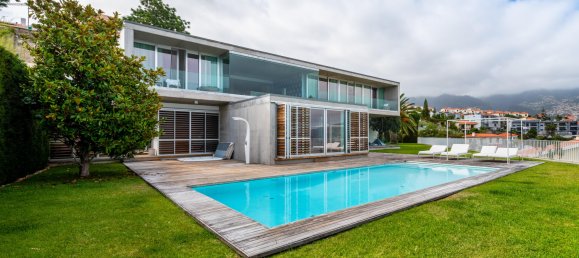 Вилла с 5 комнатами в Фуншал, Португалия № 102318 21