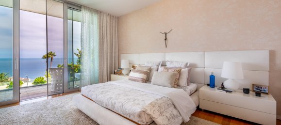 Вилла с 5 комнатами в Фуншал, Португалия № 102318 14