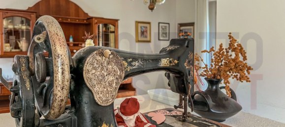 Studio in Serra San Quirico, Italy No. 117432 5