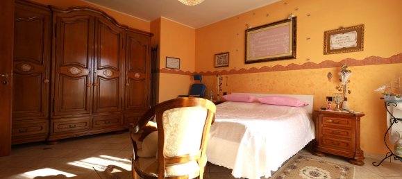 6غرفة منزل في Cellino Attanasio, Italy رقم 37451 15