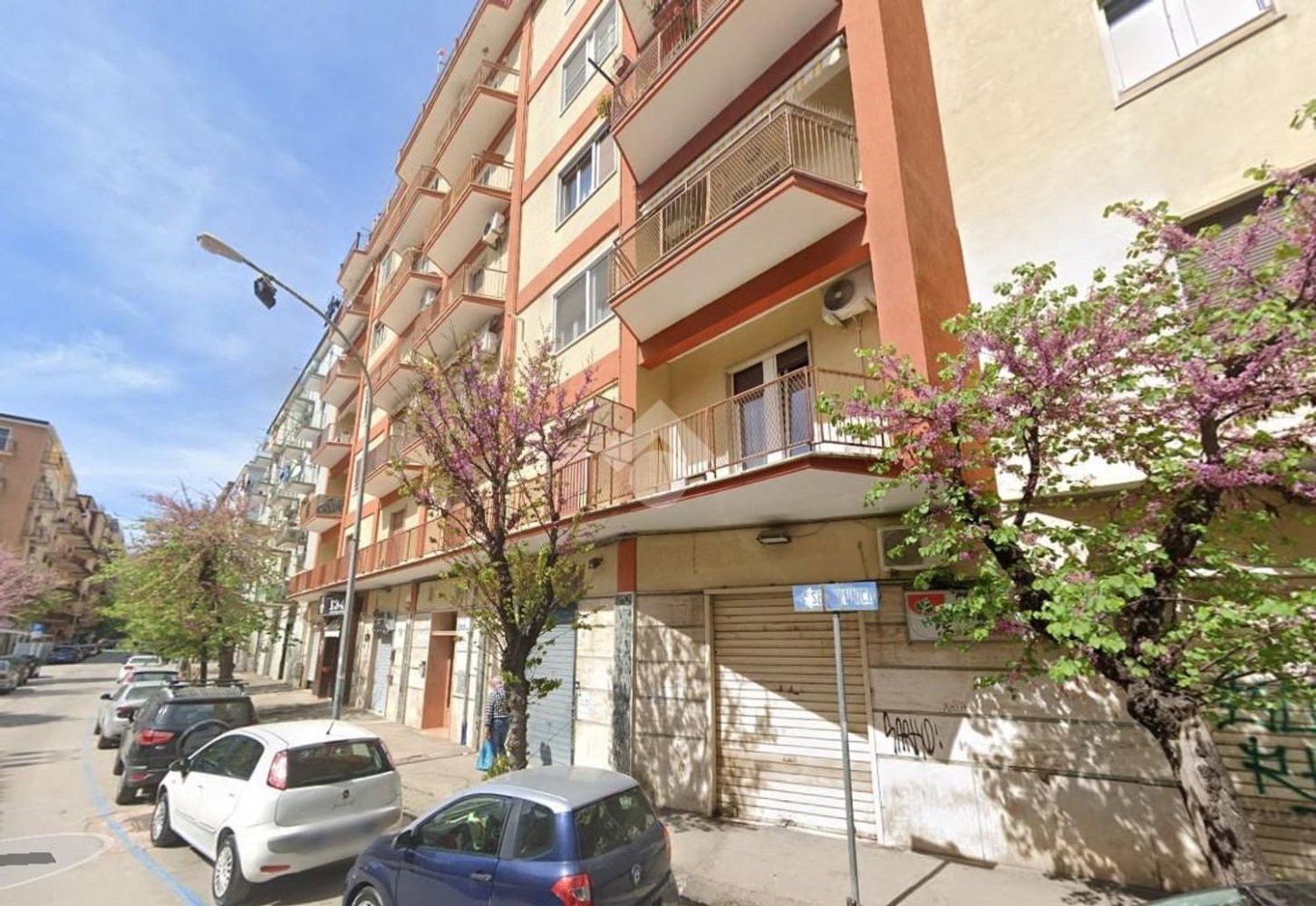 3غرفة شقة في Foggia, Italy رقم 139795