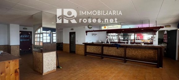 120m² Commercial property in Roses, Spain No. 179094 8