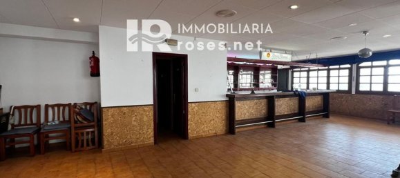 120m² Commercial property in Roses, Spain No. 179094 5