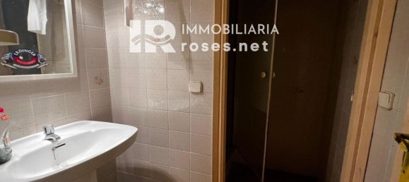 120m² Commercial property in Roses, Spain No. 179094 4