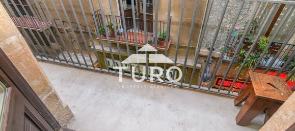 4 Schlafzimmer Wohnung in Ciutat Vella, Spain, Nr. 141317 10