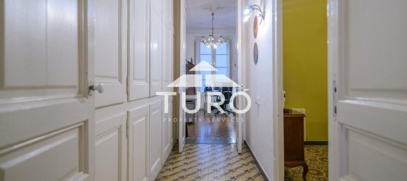 4 Schlafzimmer Wohnung in Ciutat Vella, Spain, Nr. 141317 4