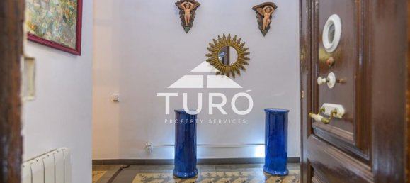 4 Schlafzimmer Wohnung in Ciutat Vella, Spain, Nr. 141317 3