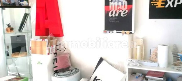 1غرفة عقار تجاري في Maddaloni, Italy رقم 254527 22