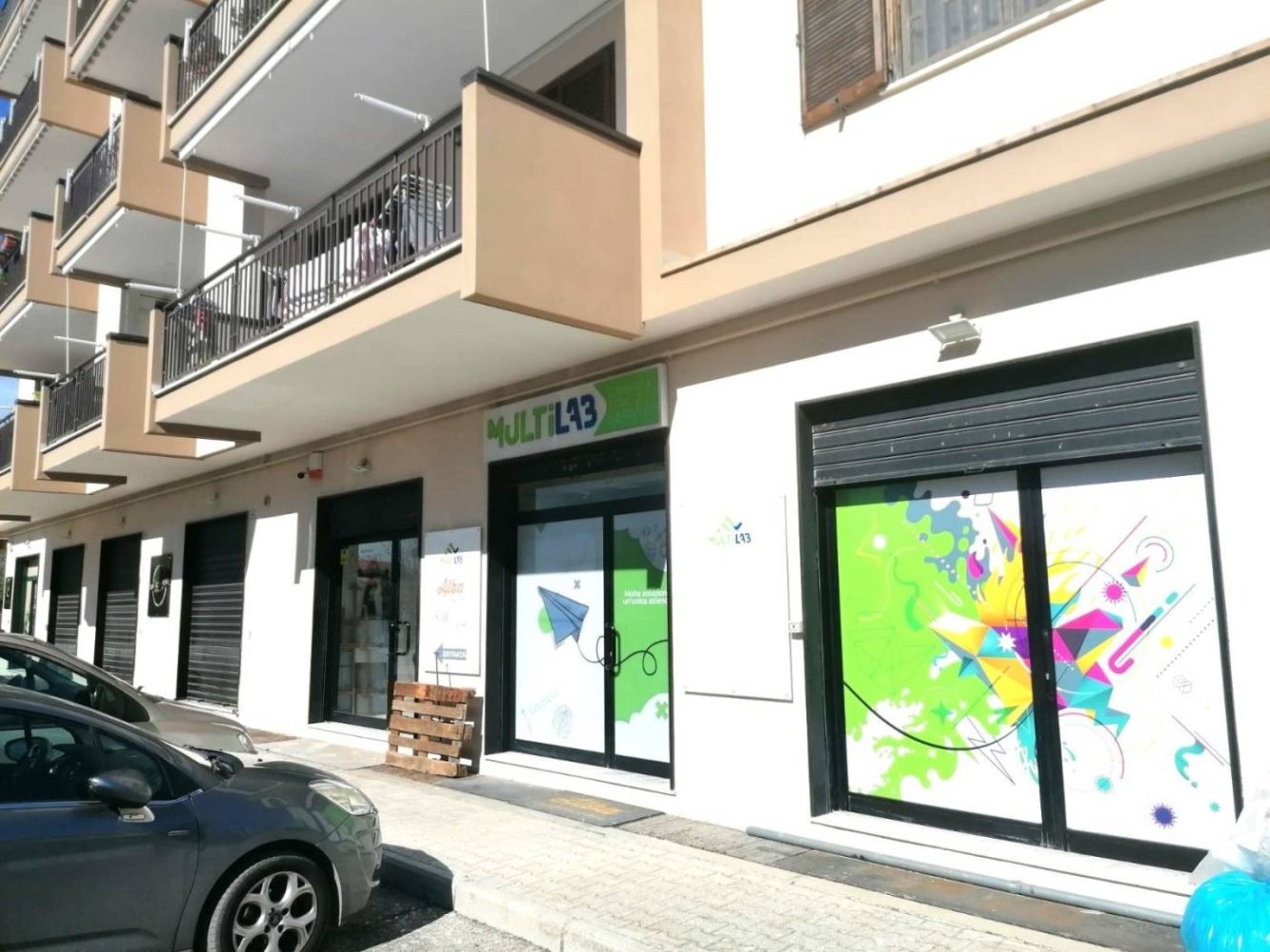 1غرفة عقار تجاري في Maddaloni, Italy رقم 254527