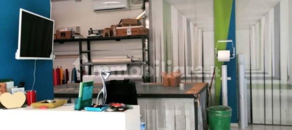 1غرفة عقار تجاري في Maddaloni, Italy رقم 254527 11