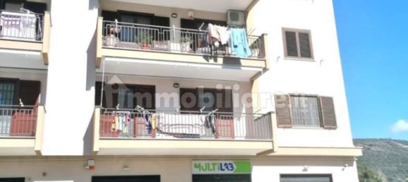 1غرفة عقار تجاري في Maddaloni, Italy رقم 254527 7