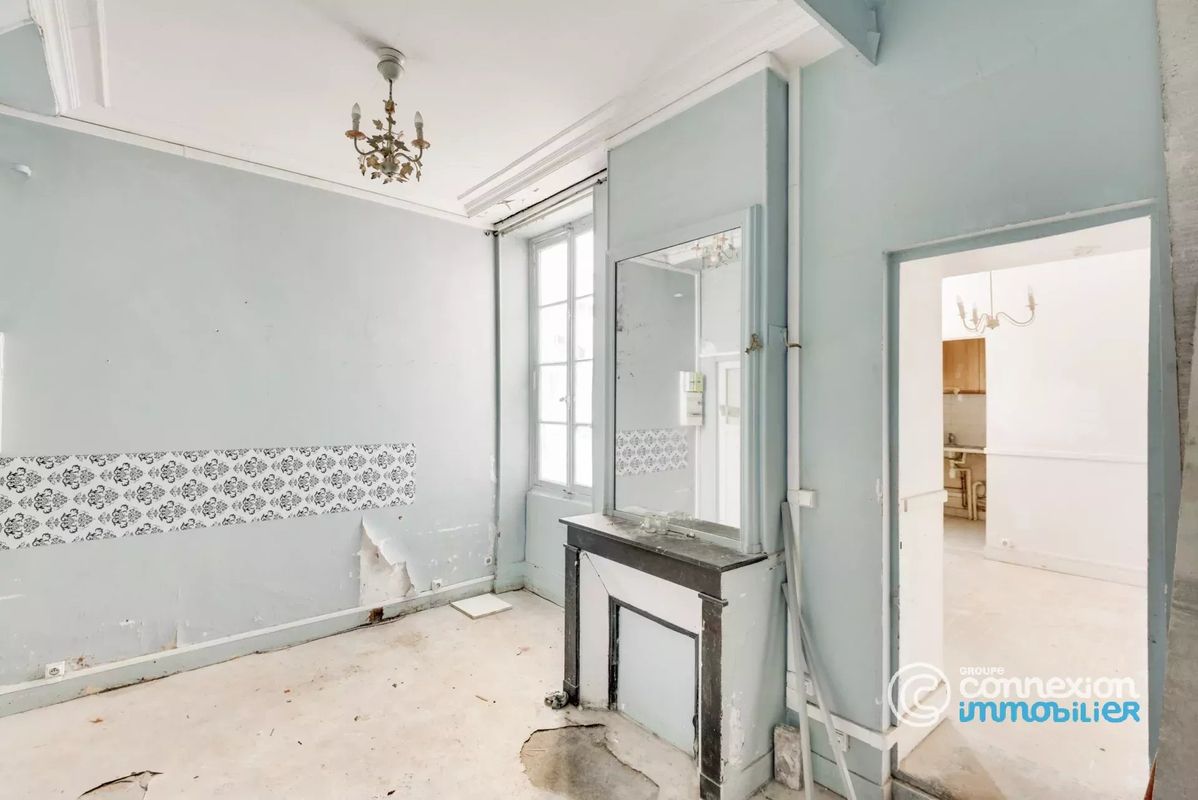 1 bedroom Apartment in Paris, France No. 150106