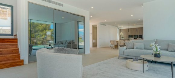 Casa de 4 dormitorios en Alicante, Spain No. 67195 2