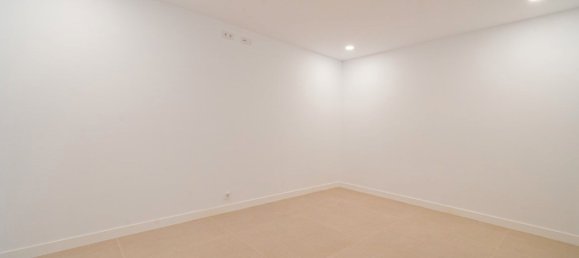 Casa de 4 dormitorios en Alicante, Spain No. 67195 23