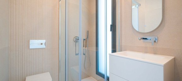 Casa de 4 dormitorios en Alicante, Spain No. 67195 20