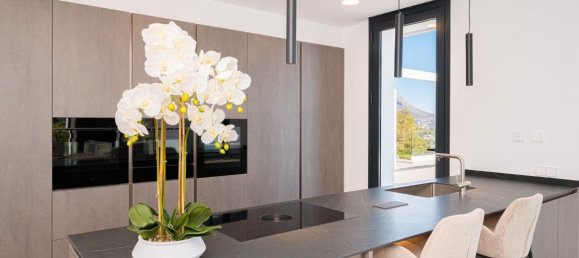 Casa de 4 dormitorios en Alicante, Spain No. 67195 10