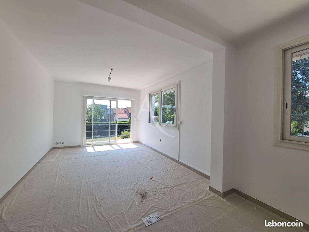 2 bedrooms Apartment in Semoy, France No. 269665