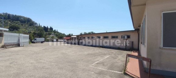 Lagerhaus in Pistoia, Italy 3663m², Nr. 82719 3