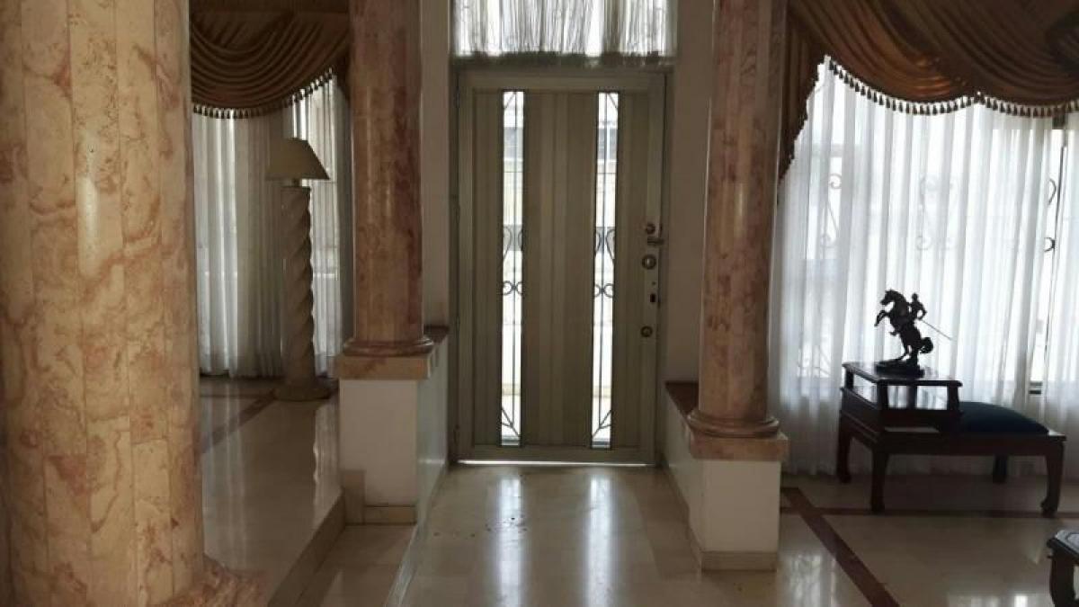 5 bedrooms House in Valle del Cauca, Colombia No. 6229