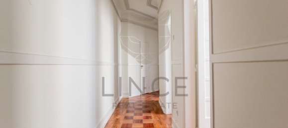 4 bedrooms Penthouse in Lisbon, Portugal No. 146988 2