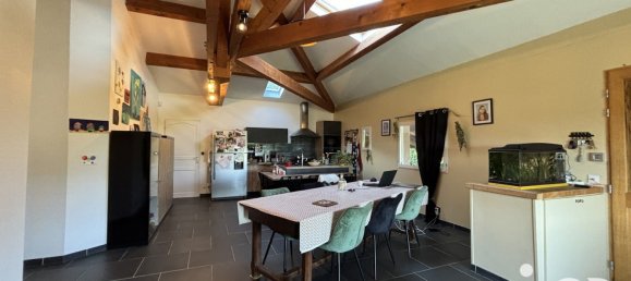 8-Zimmer Haus in Chazeaux, France, Nr. 190898 17