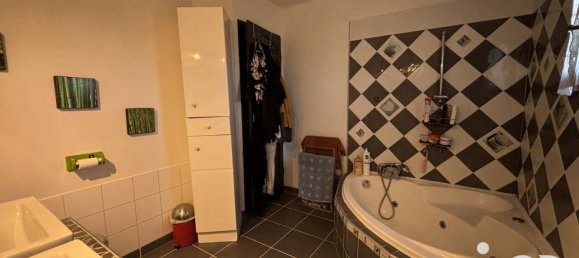 8-Zimmer Haus in Chazeaux, France, Nr. 190898 24