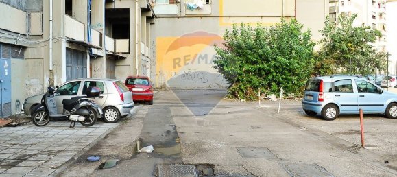 3 bedrooms Apartment in Catania, Italy No. 307427 32