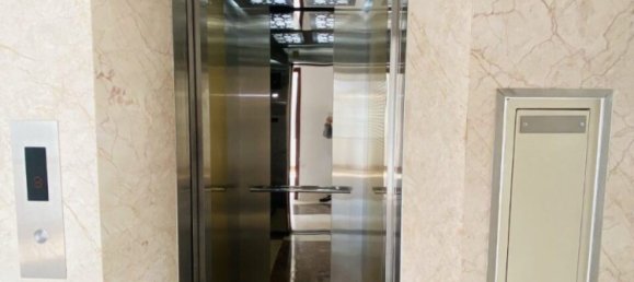 12 rooms Shop in District 7, Vietnam No. 10279 3