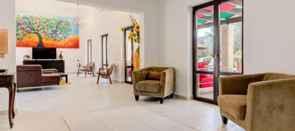 5 bedrooms Villa in Kouklia, Cyprus No. 16508 7