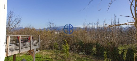 4 bedrooms House in Isere, France No. 246338 2