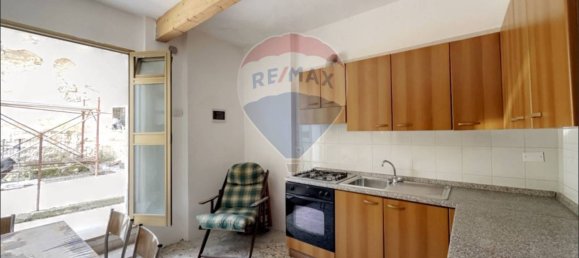 3 bedrooms House in Frisa, Italy No. 294164 22