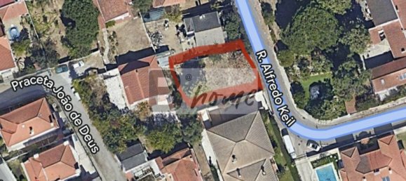 Земельный участок 334м² в Алмада, Португалия № 54998 7