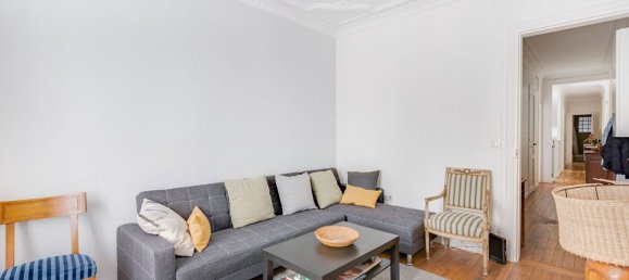 2 bedrooms Apartment in Paris, France No. 167124 3