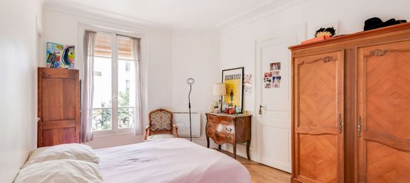 2 bedrooms Apartment in Paris, France No. 167124 10