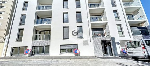 Квартира с 3 спальнями в Реймс, Франция № 311289 4