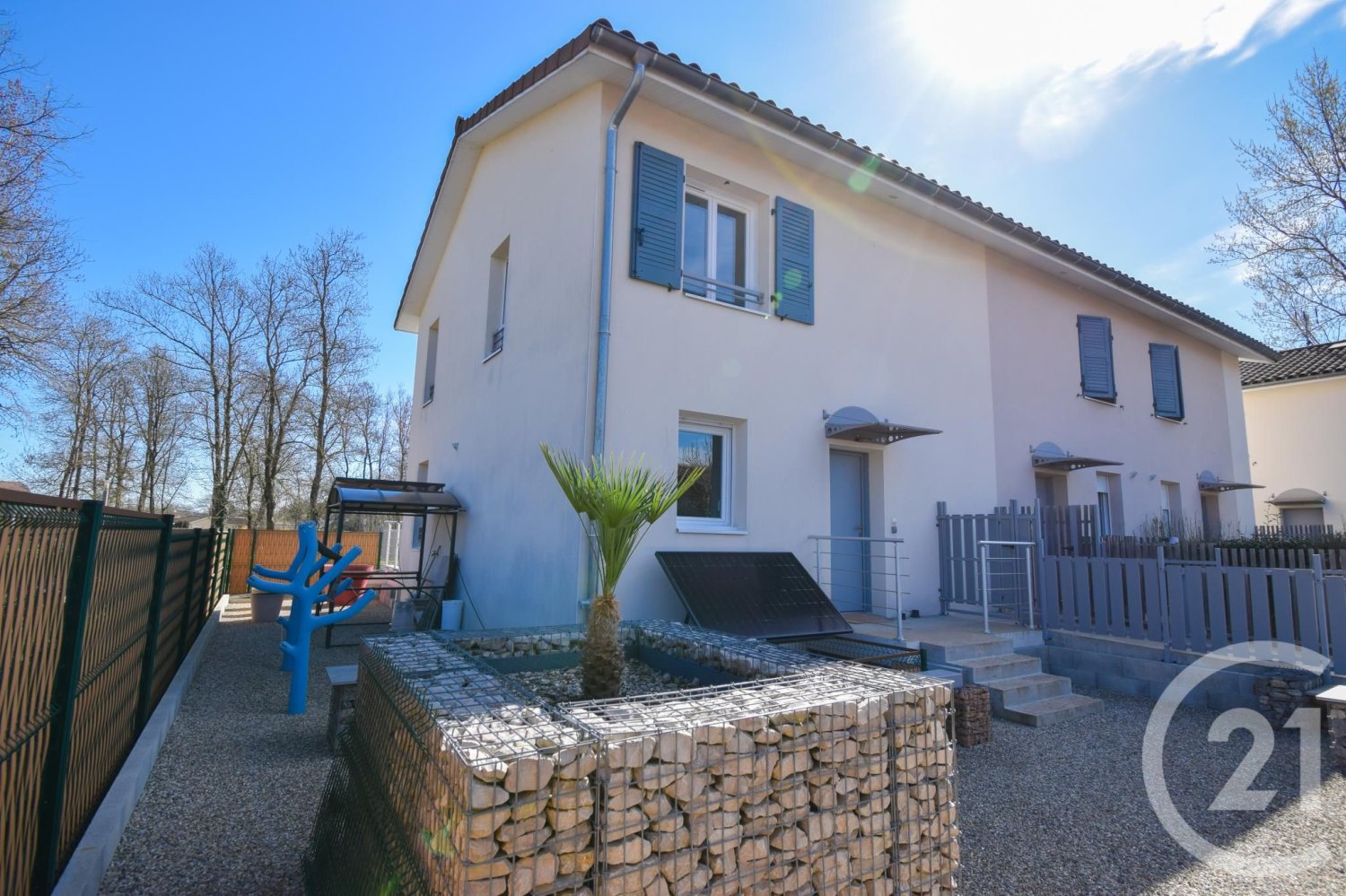 4 Schlafzimmer Haus in Rhone, France, Nr. 194490
