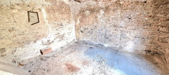 11 rooms House in Tovo San Giacomo, Italy No. 38509 18