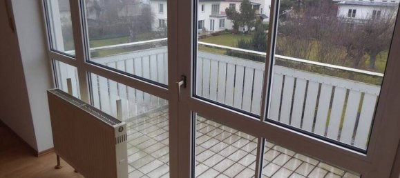 2 rooms Apartment in Leer, Germany No. 125721 3