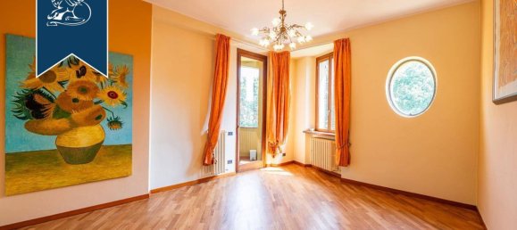 5غرفة فيلا في Carate Brianza, Italy رقم 56630 38