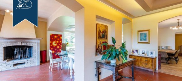 5غرفة فيلا في Carate Brianza, Italy رقم 56630 19