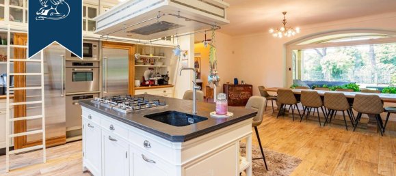 5غرفة فيلا في Carate Brianza, Italy رقم 56630 26