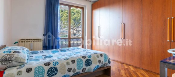 Вилла с 4 спальнями в Ивреа, Италия № 53221 35