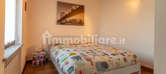 Вилла с 4 спальнями в Ивреа, Италия № 53221 18