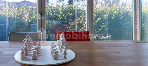 Вилла с 4 спальнями в Ивреа, Италия № 53221 14