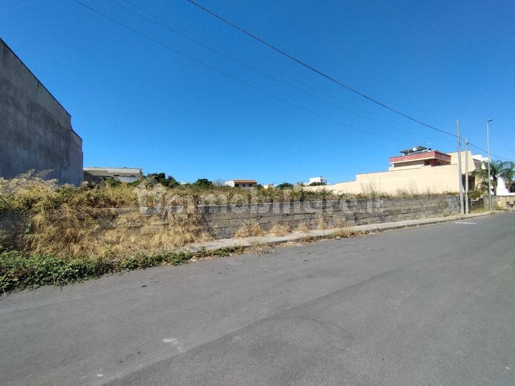 Grundstück in Ugento, Italy 900m², Nr. 295111